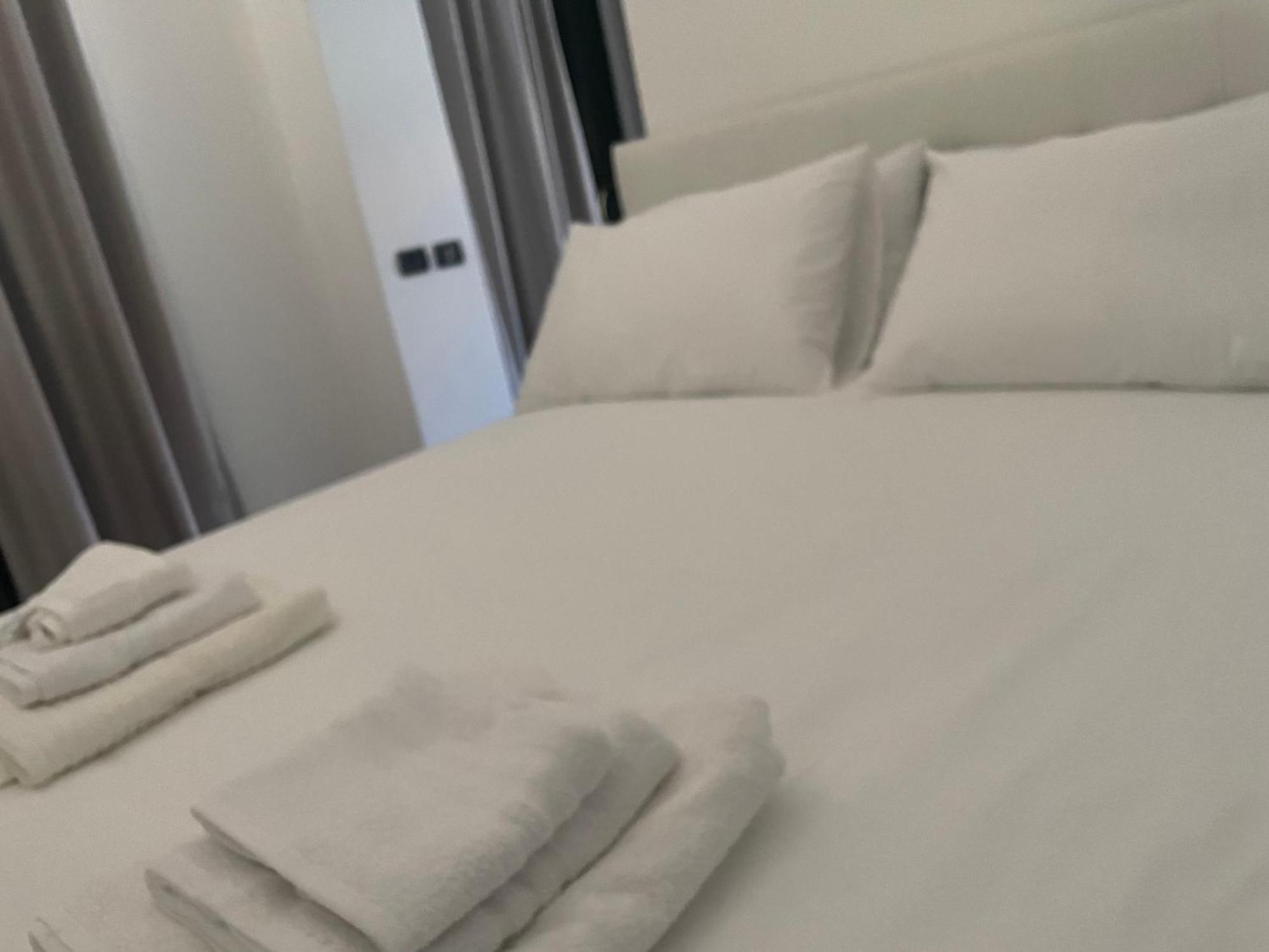 Villa Simona Malpensa ガッララーテ エクステリア 写真