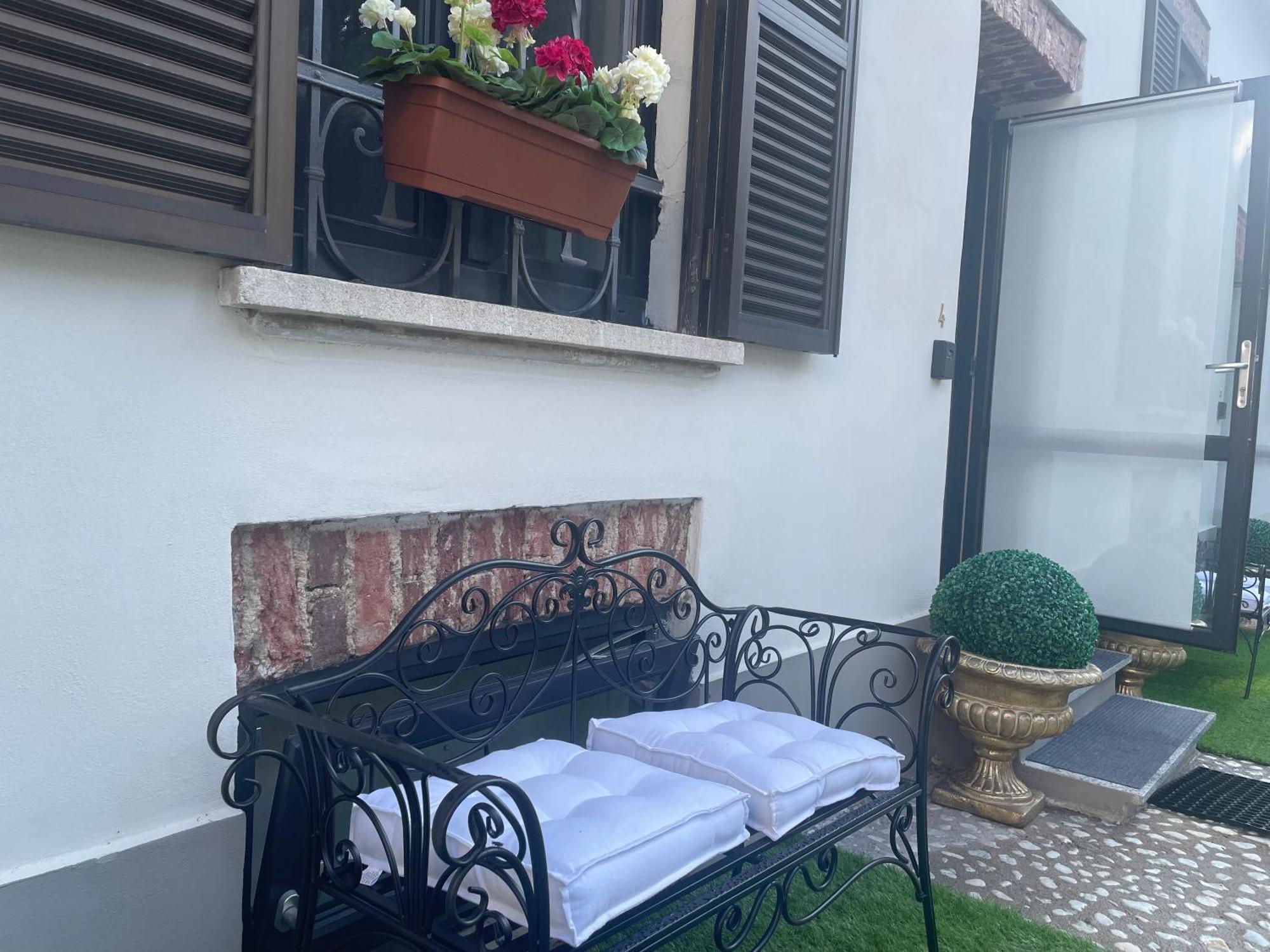 Villa Simona Malpensa ガッララーテ エクステリア 写真